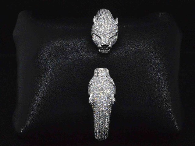 Witgouden panthere armband vol gezet met hoge kwaliteit natuurlijke diamanten - afbeelding 1 van  13
