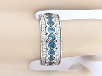 Witgouden pave ring met diamanten en topaas - afbeelding 4 van  11