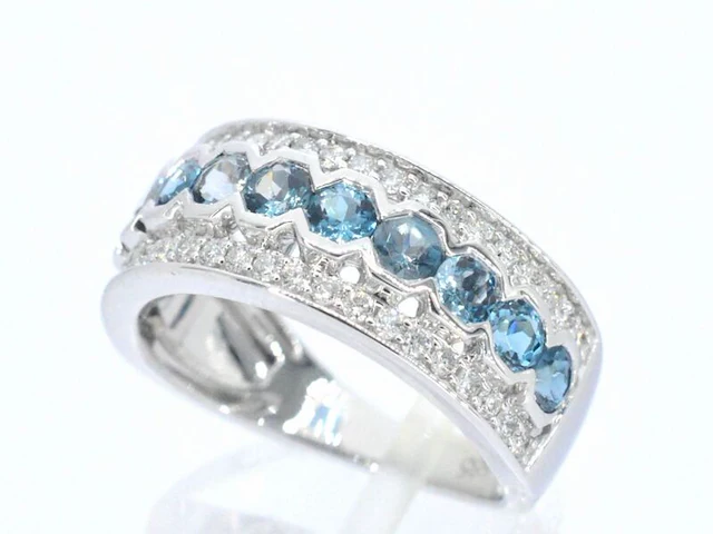 Witgouden pave ring met diamanten en topaas - afbeelding 5 van  11