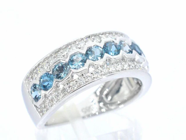 Witgouden pave ring met diamanten en topaas - afbeelding 6 van  11