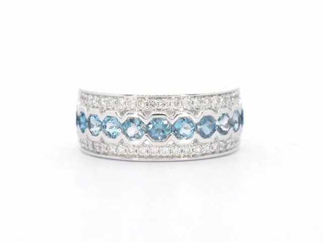 Witgouden pave ring met diamanten en topaas - afbeelding 8 van  11