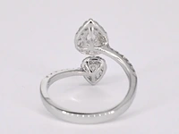 Witgouden rijring met pearshape en briljant geslepen diamanten 1.25 carat - afbeelding 10 van  12
