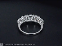 Witgouden ring met 2.90 carat briljanten - afbeelding 9 van  11