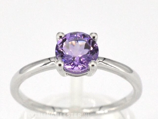 Witgouden ring met amethist - afbeelding 1 van  7