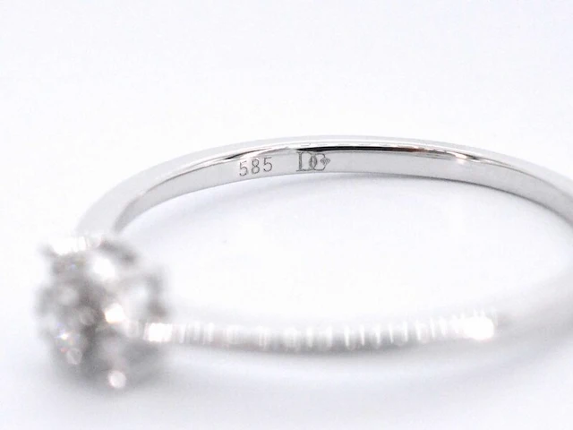 Witgouden ring met briljant geslepen diamant - afbeelding 11 van  11