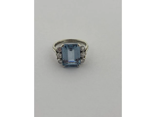 Witgouden ring met diamanten en aquamarijn - natuurlijk - afbeelding 2 van  7