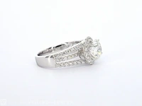 Witgouden ring met diamanten en een briljant geslepen diamant van 2.00 carat - afbeelding 3 van  8