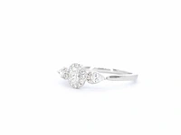 Witgouden ring met diamanten en een oval cut diamant - afbeelding 10 van  11