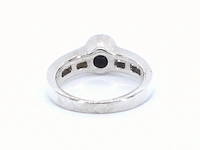 Witgouden ring met diamanten en een zwarte diamant - afbeelding 8 van  10