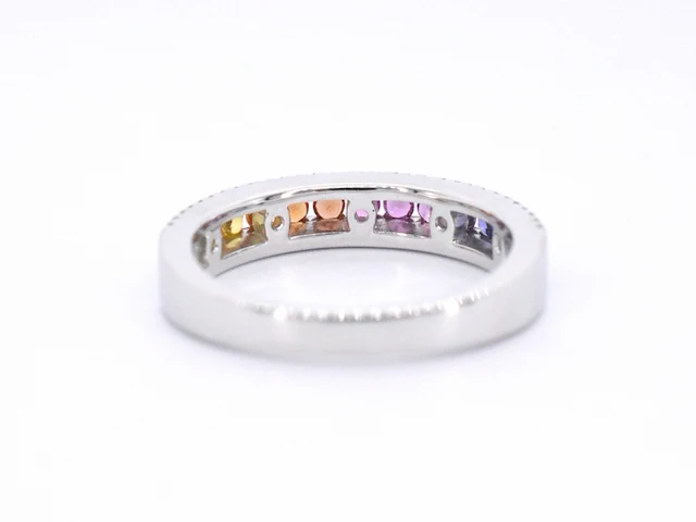 Witgouden ring met diamanten en multicolour saffieren - afbeelding 7 van  11