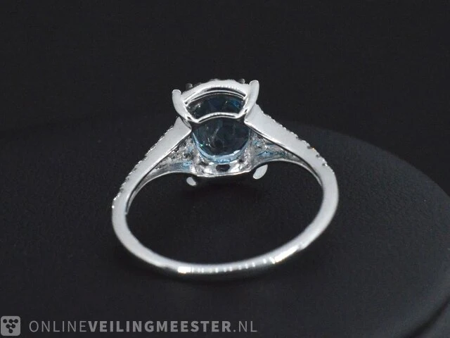 Witgouden ring met diamanten en prachtige edelstenen - afbeelding 5 van  6