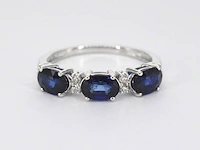 Witgouden ring met diamanten en saffier - afbeelding 8 van  11