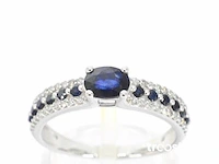 Witgouden ring met diamanten en saffieren - afbeelding 1 van  9