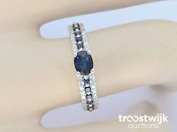 Witgouden ring met diamanten en saffieren - afbeelding 2 van  9