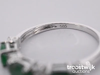 Witgouden ring met diamanten en smaragd - afbeelding 10 van  10