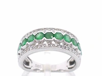 Witgouden ring met diamanten en smaragd - afbeelding 1 van  7