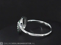 Witgouden ring met diamanten en smaragd - afbeelding 2 van  6