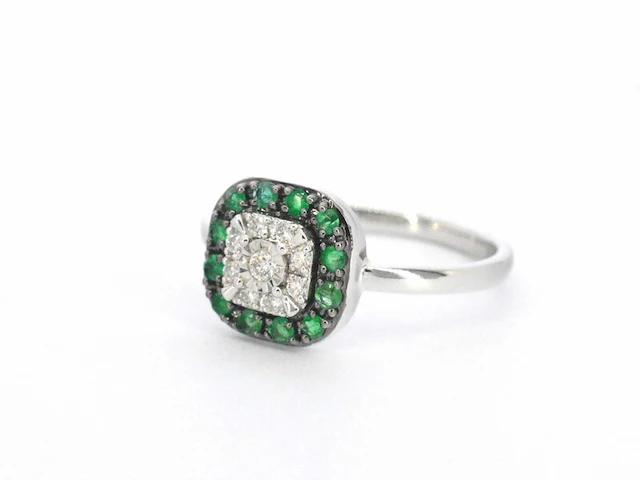 Witgouden ring met diamanten en smaragd - afbeelding 8 van  9