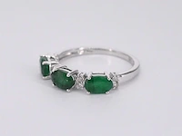 Witgouden ring met diamanten en smaragd - afbeelding 10 van  11