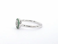 Witgouden ring met diamanten en smaragden - afbeelding 5 van  9