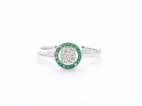 Witgouden ring met diamanten en smaragden - afbeelding 7 van  9