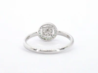 Witgouden ring met diamanten en smaragden - afbeelding 8 van  9