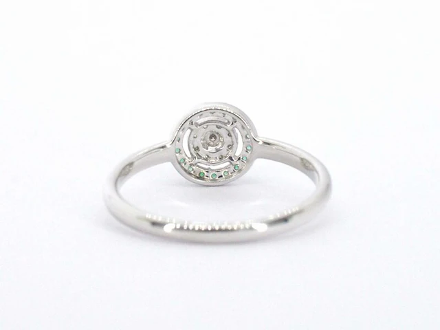 Witgouden ring met diamanten en smaragden - afbeelding 7 van  10