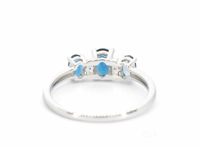 Witgouden ring met diamanten en topaas - afbeelding 7 van  9