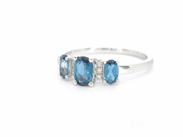 Witgouden ring met diamanten en topaas - afbeelding 8 van  9
