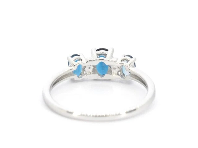 Witgouden ring met diamanten en topaas - afbeelding 7 van  9