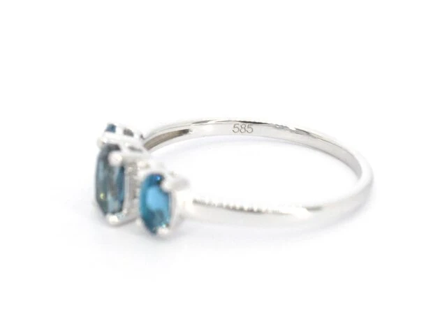 Witgouden ring met diamanten en topaas - afbeelding 9 van  9