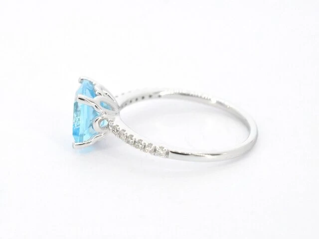 Witgouden ring met diamanten en topaas - afbeelding 6 van  9