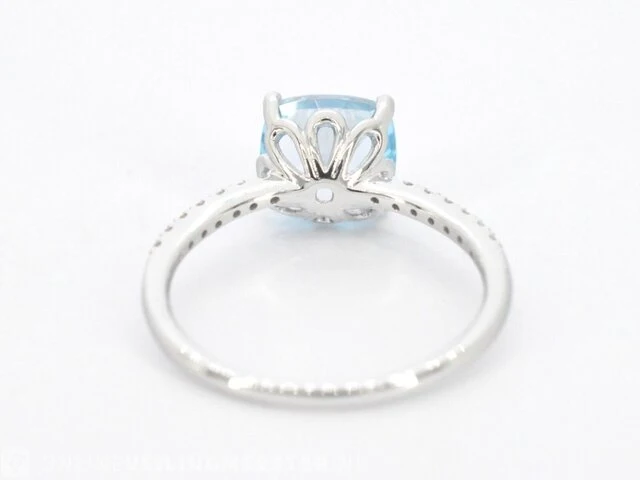Witgouden ring met diamanten en topaas - afbeelding 8 van  9