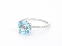 Witgouden ring met diamanten en topaas - afbeelding 9 van  9
