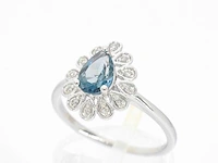 Witgouden ring met diamanten en topaas - afbeelding 5 van  11