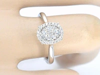 Witgouden ring met diamanten in ovaal vorm - afbeelding 4 van  11