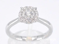 Witgouden ring met diamanten - afbeelding 1 van  9