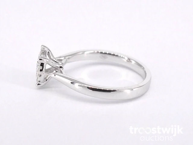 Witgouden ring met diamanten - afbeelding 7 van  9
