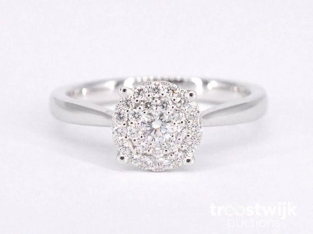 Witgouden ring met diamanten - afbeelding 8 van  9