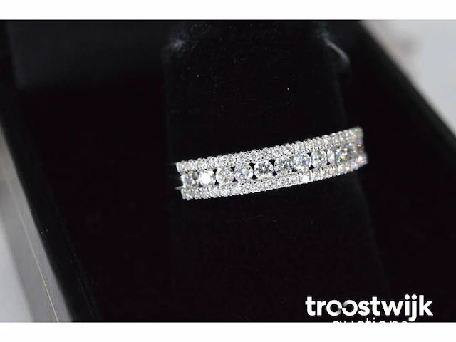 Witgouden ring met diamanten - afbeelding 5 van  6