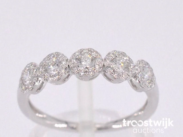 Witgouden ring met diamanten - afbeelding 1 van  9