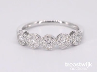 Witgouden ring met diamanten - afbeelding 6 van  9