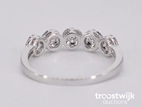Witgouden ring met diamanten - afbeelding 7 van  9