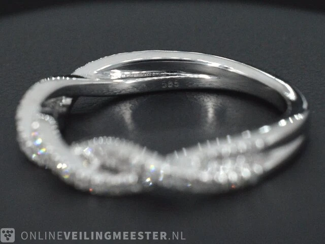 Witgouden ring met diamanten - afbeelding 7 van  8
