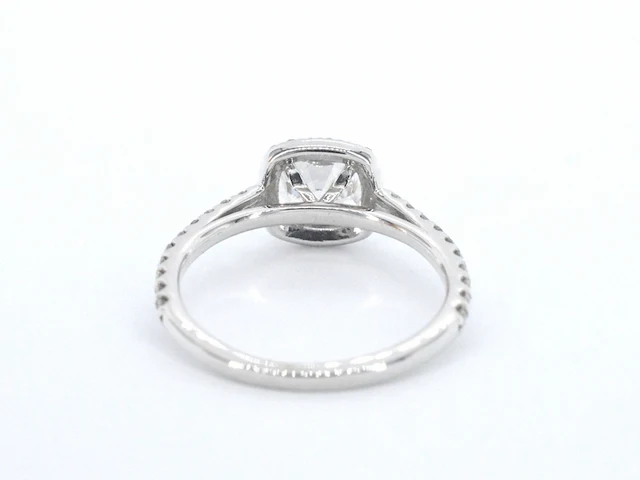 Witgouden ring met diamanten - afbeelding 8 van  10