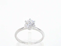 Witgouden ring met een briljant geslepen diamanten van 0.70 carat - afbeelding 1 van  7