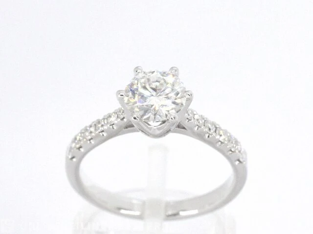 Witgouden ring met een diamant van 1.00 carat - afbeelding 1 van  8