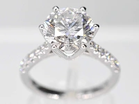 Witgouden ring met een diamant van 2.00 carat - afbeelding 1 van  5