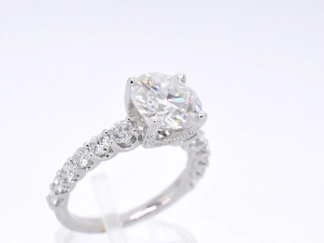 Witgouden ring met een diamant van 2.00 carat - afbeelding 4 van  7
