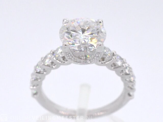 Witgouden ring met een diamant van 3.00 carat - afbeelding 1 van  9